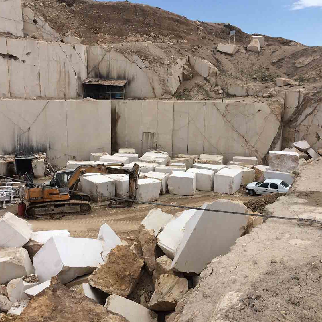 معدن سنگ نمین